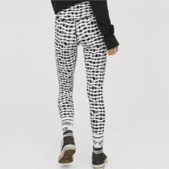 OFFLINE by Aerie Women’s Leggings M Black White Hi-Rise Checkered Stretch Y2K - Picture 2 of 7